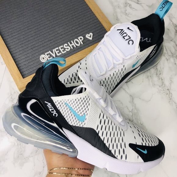 Nike Shoes - Nike Air Max 270